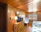 Two Queen + Twin Room