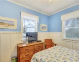 Queen Bedroom